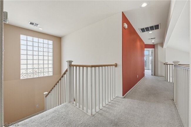 Building Photo - 9236 Eagle Ridge Dr