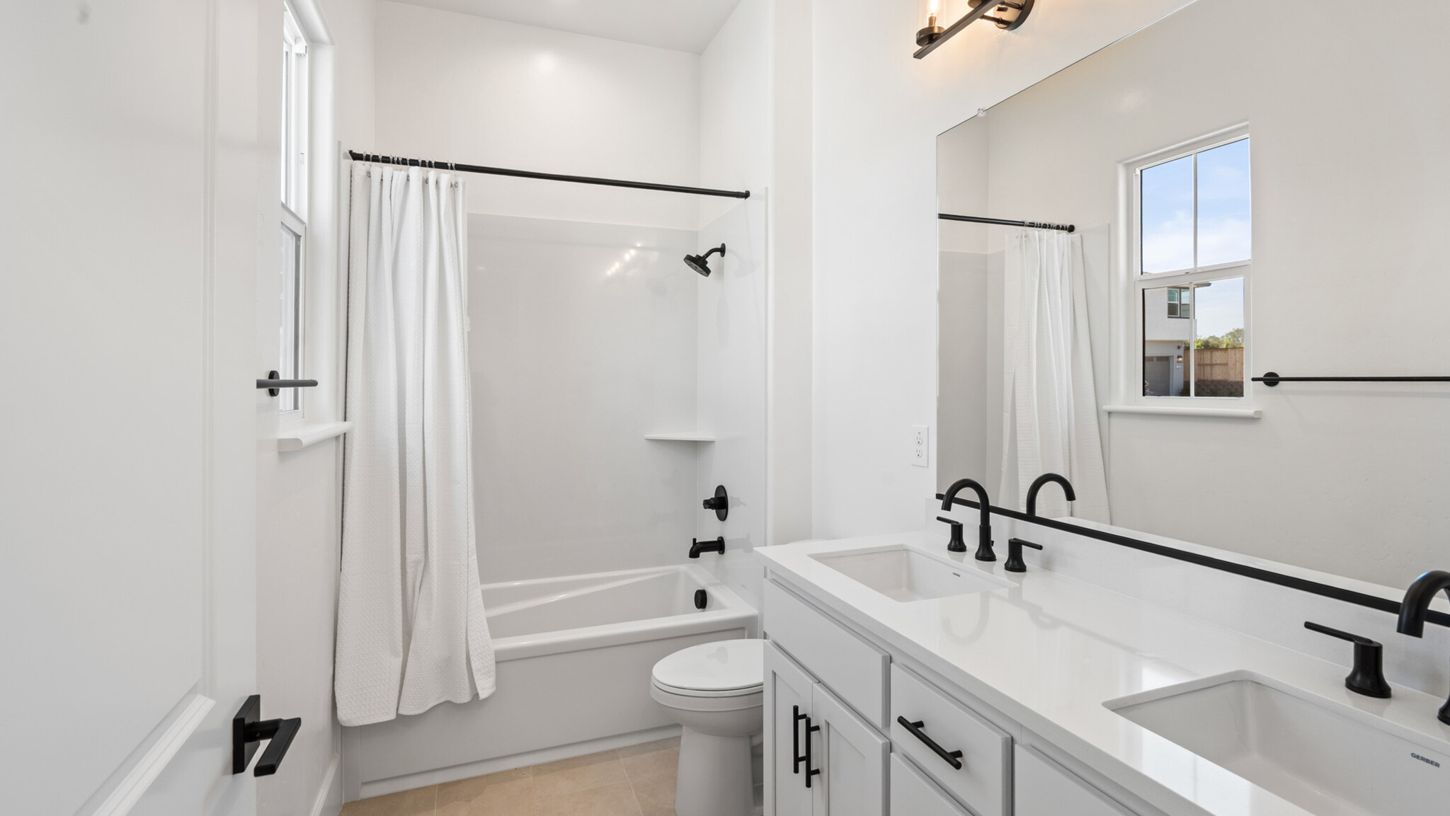 Building Photo - 3840 Fletcher Park Cir