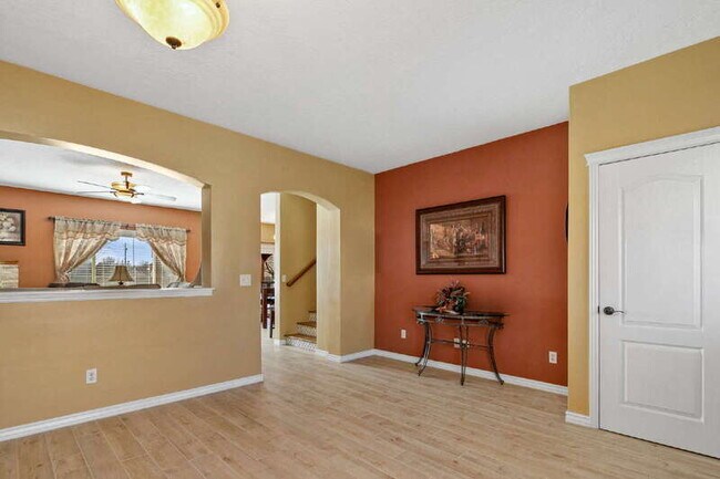 Building Photo - 2295 W Apgar Creek Dr