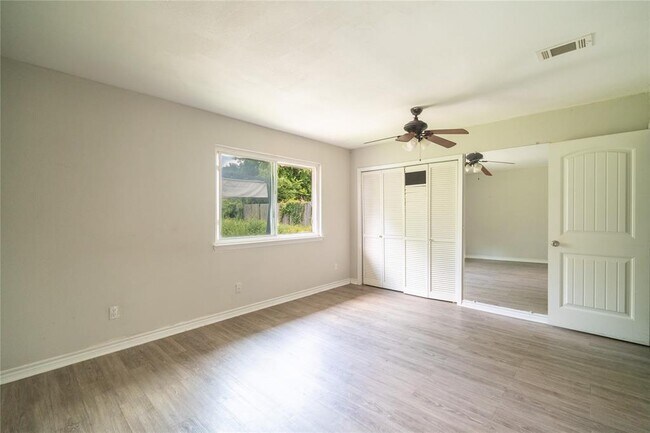 Building Photo - 23222 Summer Pine Dr