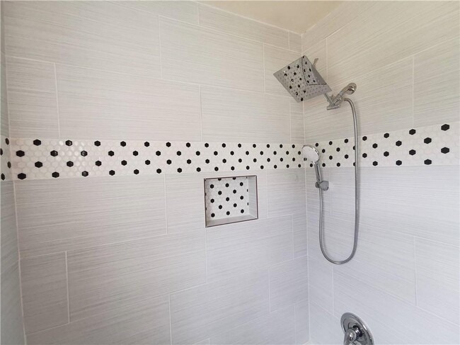 Building Photo - 3207 Barksdale Dr