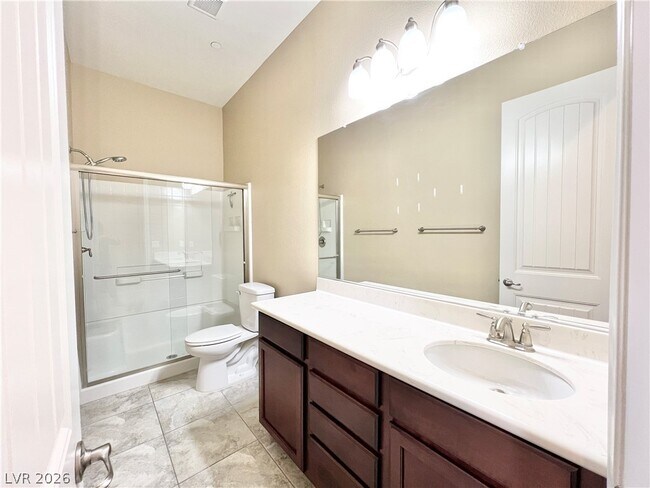 Building Photo - 2117 Thames View St