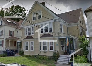 Building Photo - 2Br/1Bth, Laundry onsite.