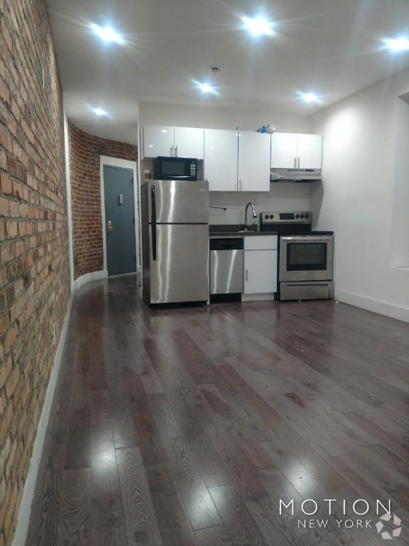 Building Photo - 4 bedroom in NEW YORK NY 10027