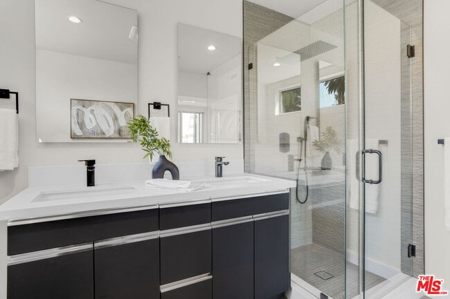 Building Photo - 1840 17th St