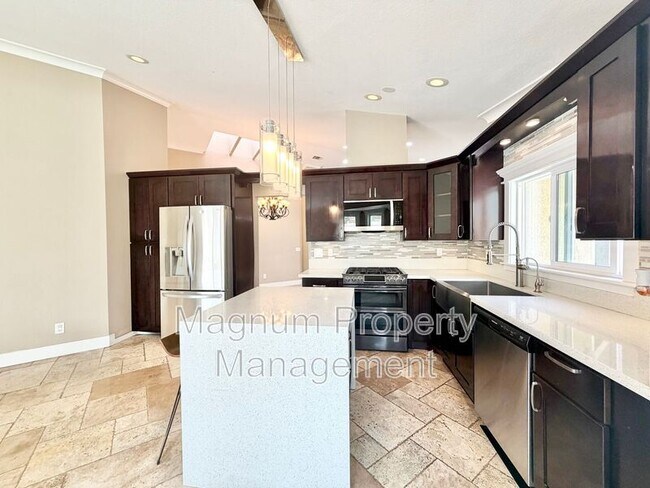 Building Photo - 11938 Venetian Dr