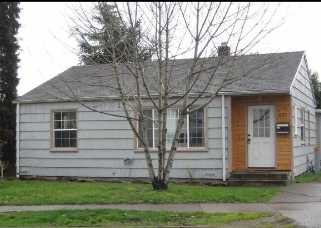 Primary Photo - Great location, walking distance from OSU
