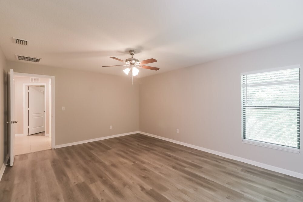 Building Photo - 7014 Redbay Dr