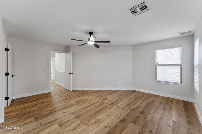 Building Photo - 8463 E Natal Cir