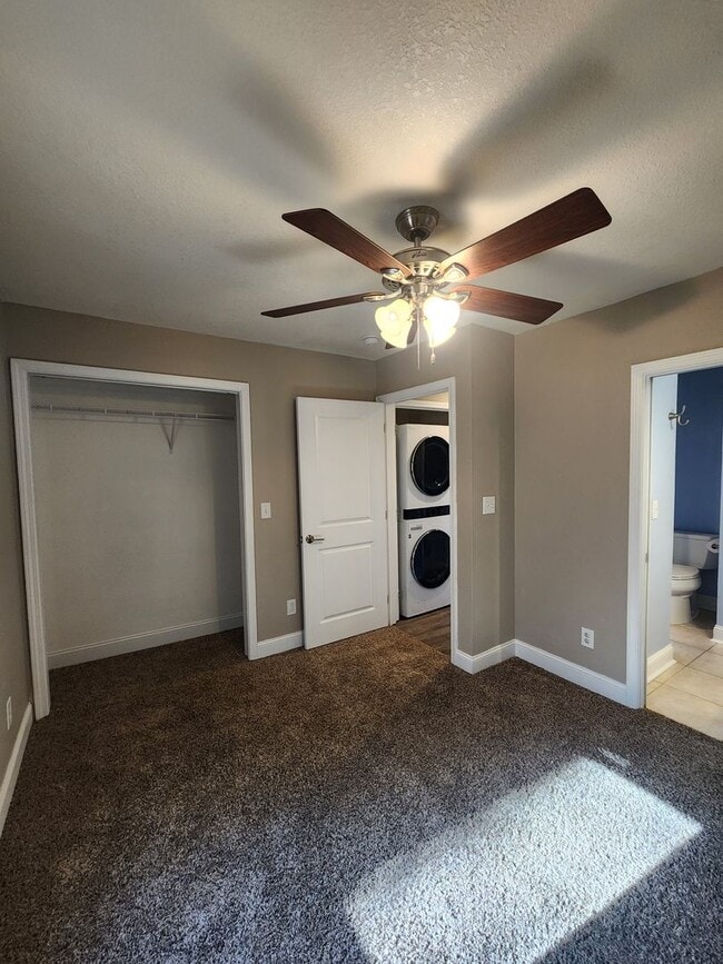 Building Photo - Well Maintained Swannanoa Rental! 2 BEDROOM/2 BATHROOM + BONUS ROOM