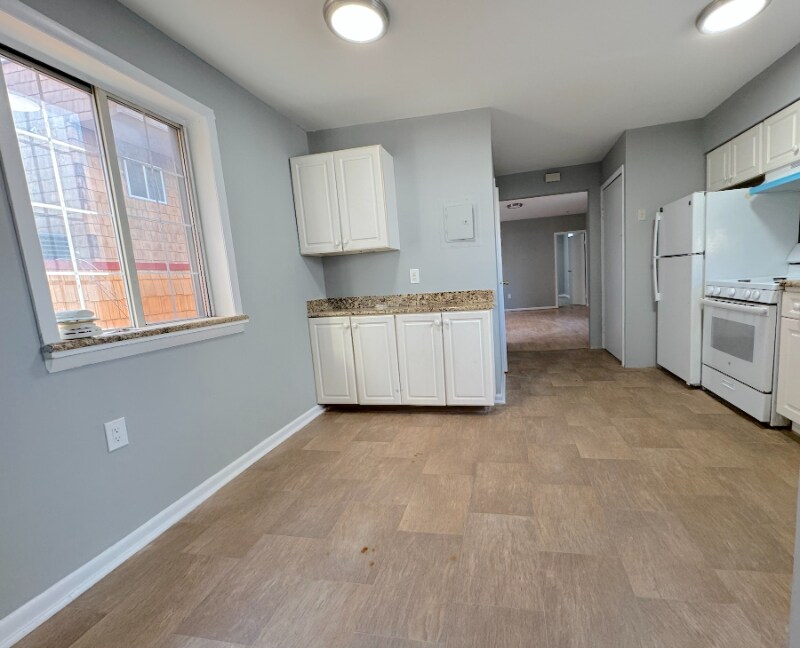 Building Photo - 234 Ogden Ave.