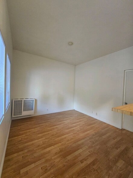 Building Photo - 1615 E. Broadway Ave. #D