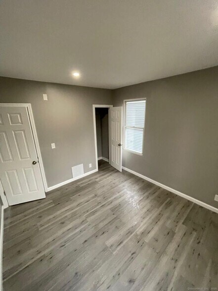 Building Photo - 431 Dixwell Ave