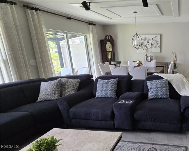 Building Photo - 6351 Brant Bay Blvd