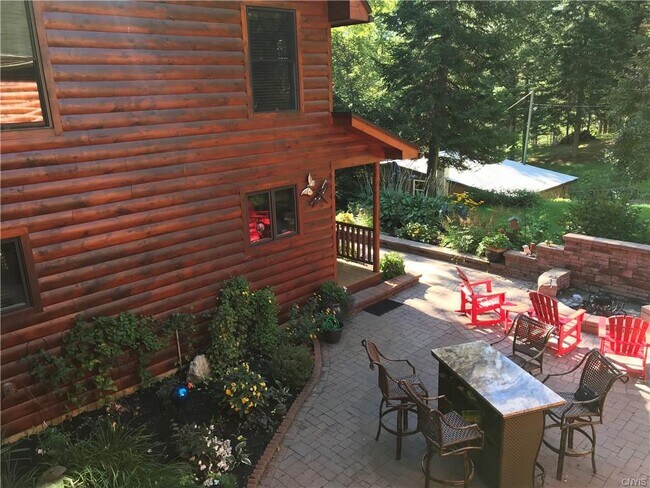 Building Photo - 52 Buck Lake Rd