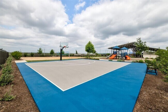 Building Photo - 208 Shugart St