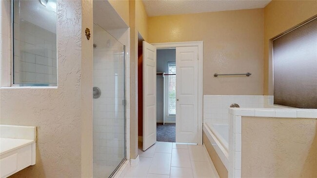 Building Photo - 14919 Forest Trails Dr