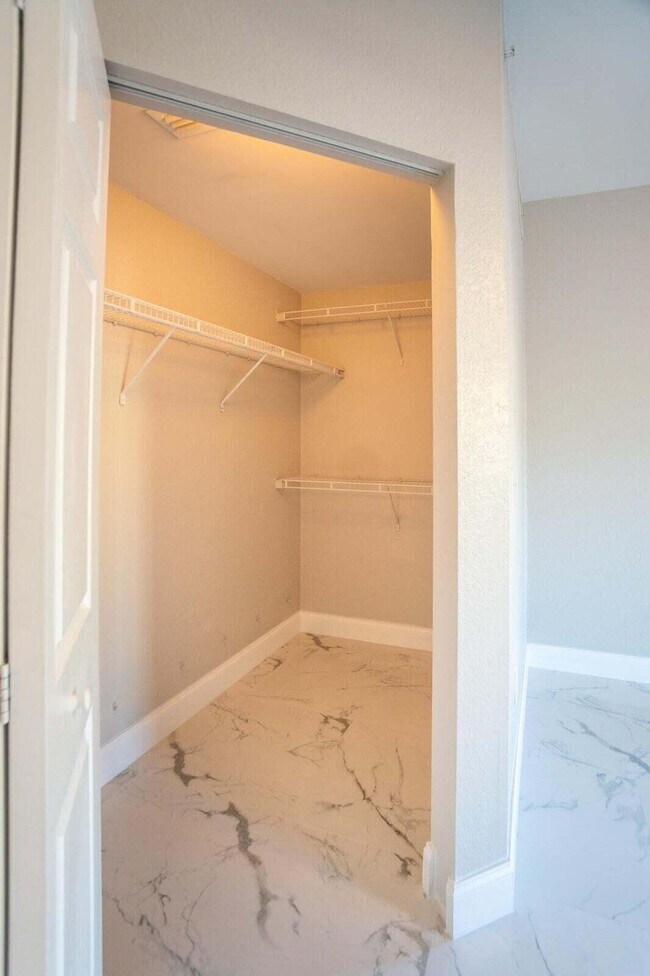 Building Photo - 2727 Anzio Ct
