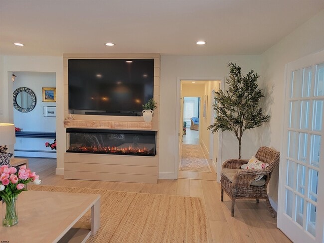 Building Photo - 8601 Fulton Ave