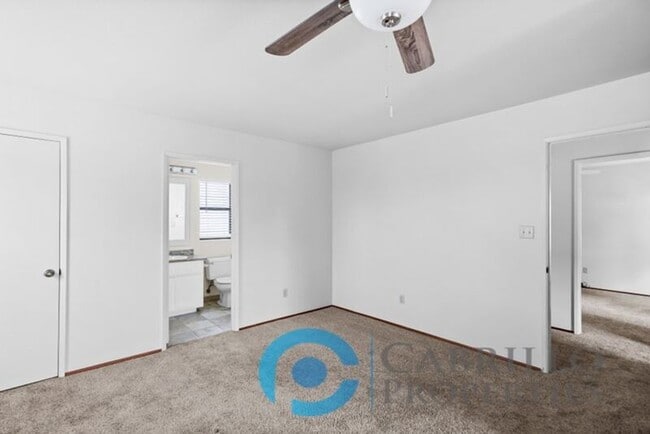 Building Photo - 629 Bonair Way