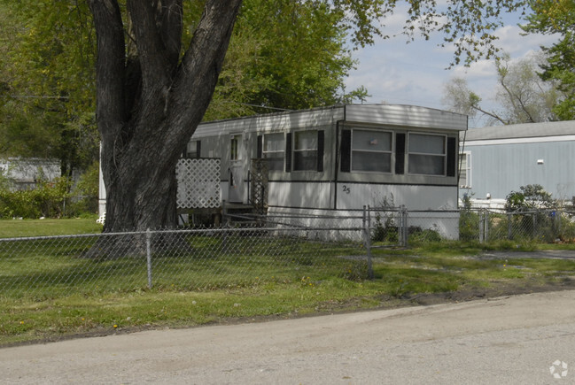 Building Photo - Triple B Mobile Home Park