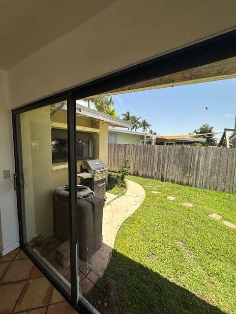Building Photo - 2678 Key Largo Ln