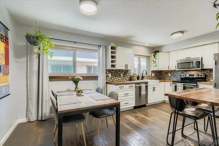 Building Photo - 2640 Worden St