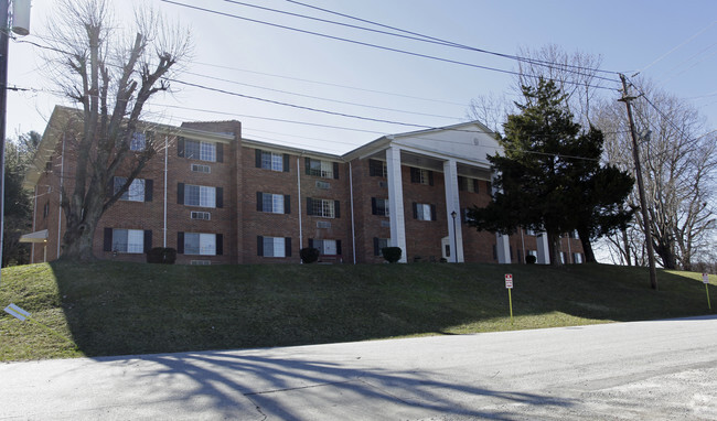 Building Photo - East Winds Apartments