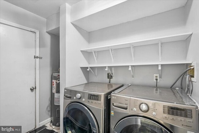 Building Photo - 13909 Lord Fairfax Pl