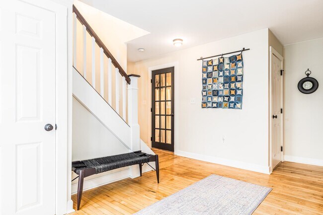 Building Photo - 279 Marcy St