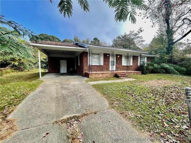 Primary Photo - 945 Lark Dr