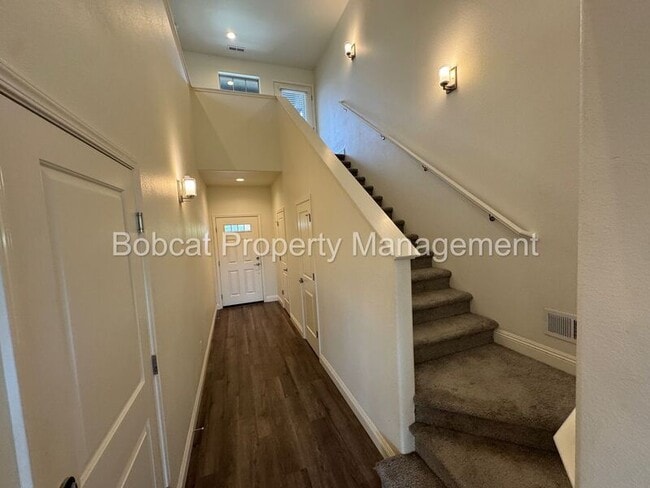 Building Photo - 1249 Correlli Ct