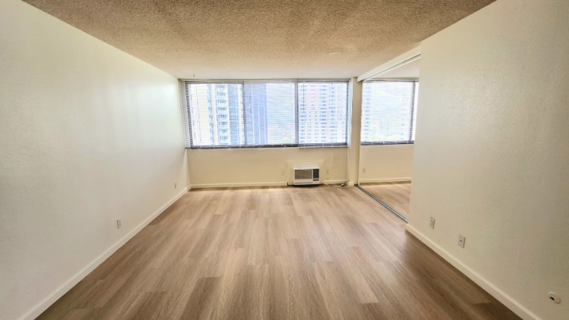 Building Photo - 55 S Kukui St