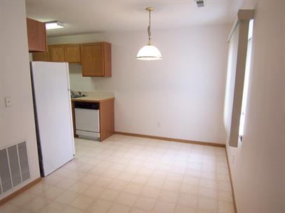 Building Photo - 1625 Flynn Ln