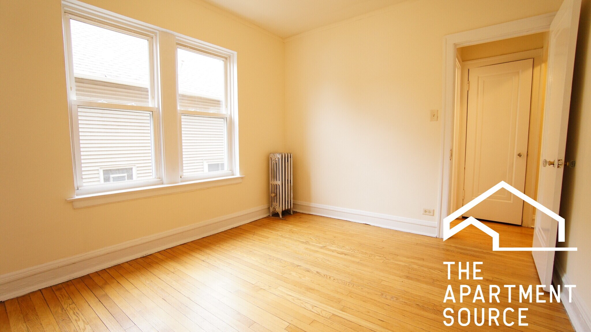 Building Photo - 2948 N Albany Ave