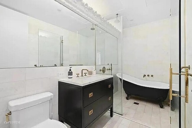 Building Photo - 2 bedroom in New York NY 10013