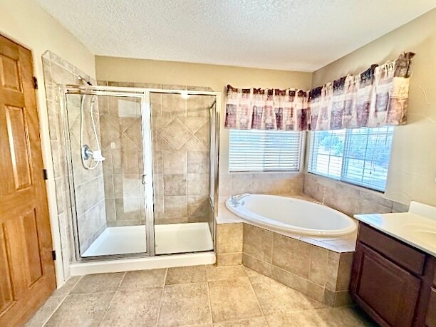 Building Photo - 8724 Cuevita Ct NE