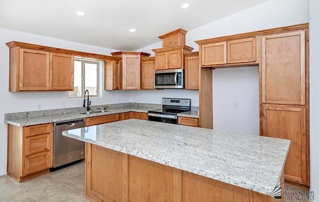 Building Photo - 13426 S Scott Ave