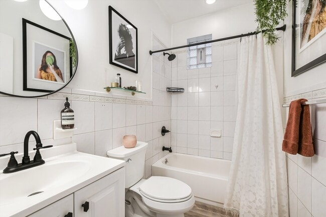 Building Photo - 1413 N Campbell Ave