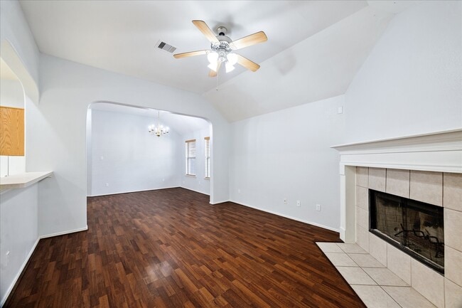 Building Photo - 4523 Bridgevillage Dr