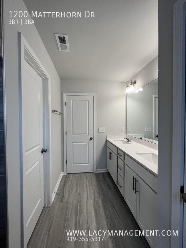 Building Photo - 1200 Matterhorn Dr