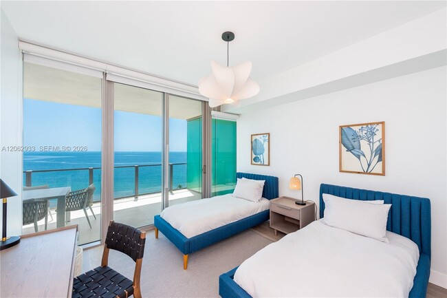 Building Photo - 360 Ocean Dr
