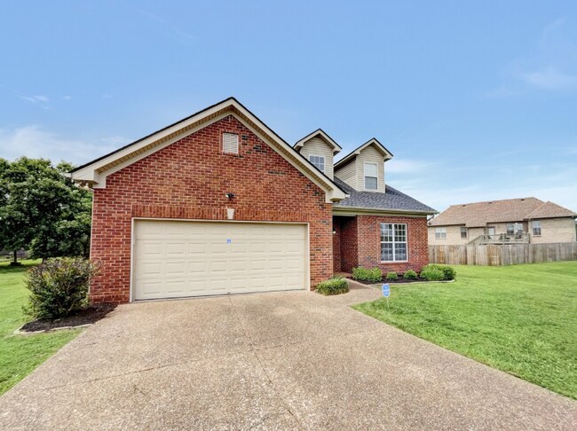 Building Photo - 102 Privett Ct