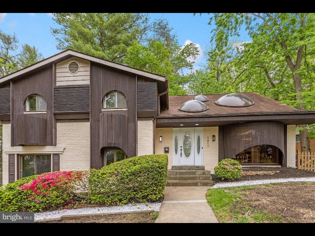 Building Photo - 9817 Inglemere Dr