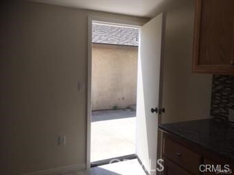 Building Photo - 1371 W Cerritos Ave