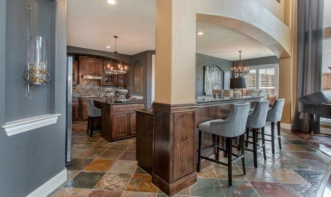 Building Photo - 3909 Aquatic Dr