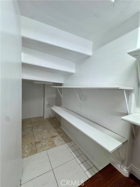 Building Photo - 19032 Avondale Ln