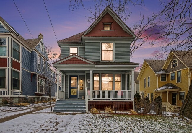 Building Photo - 256 Union Ave SE