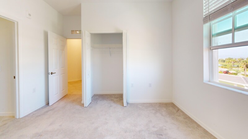 Building Photo - 43040 Greenway Blvd