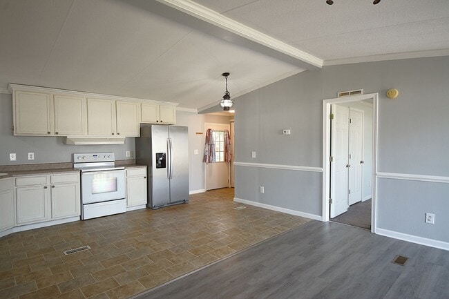 Building Photo - 106 Fishtail Ct